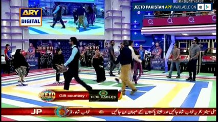 Audience ki madad se, jeet sakte hai aap log bike - must watch