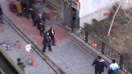 Van'da Taşlı, Sopalı ve Bıçaklı Kavgada 6 Kişi Yaralandı