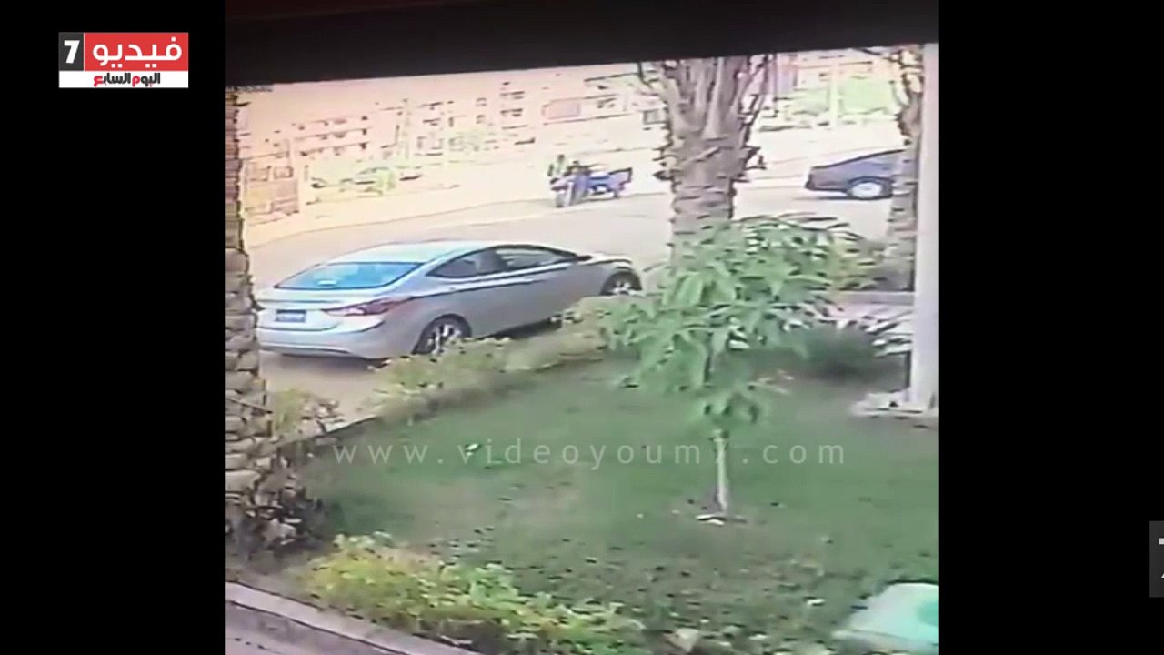 قارئ يشارك بفيديو لسرقة غطاء بالوعة صرف بمنطقة...