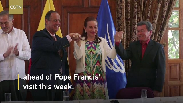 Colombian government signs ceasefire deal with ELN rebels