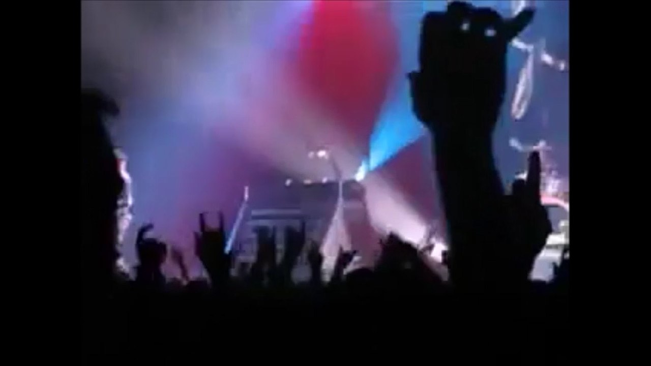 Muse - New Born, Lille Zenith, 11/04/2003