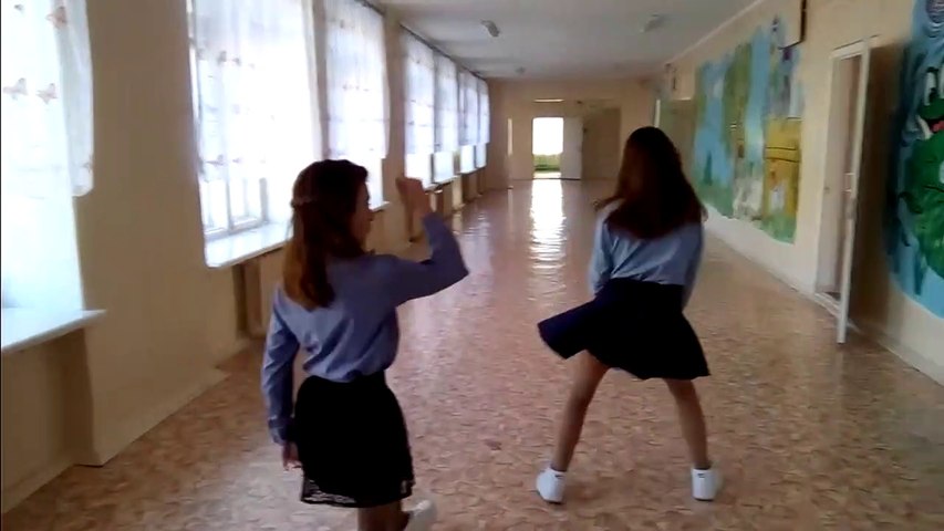 Young Russian school  girls.Funny video (dance)
