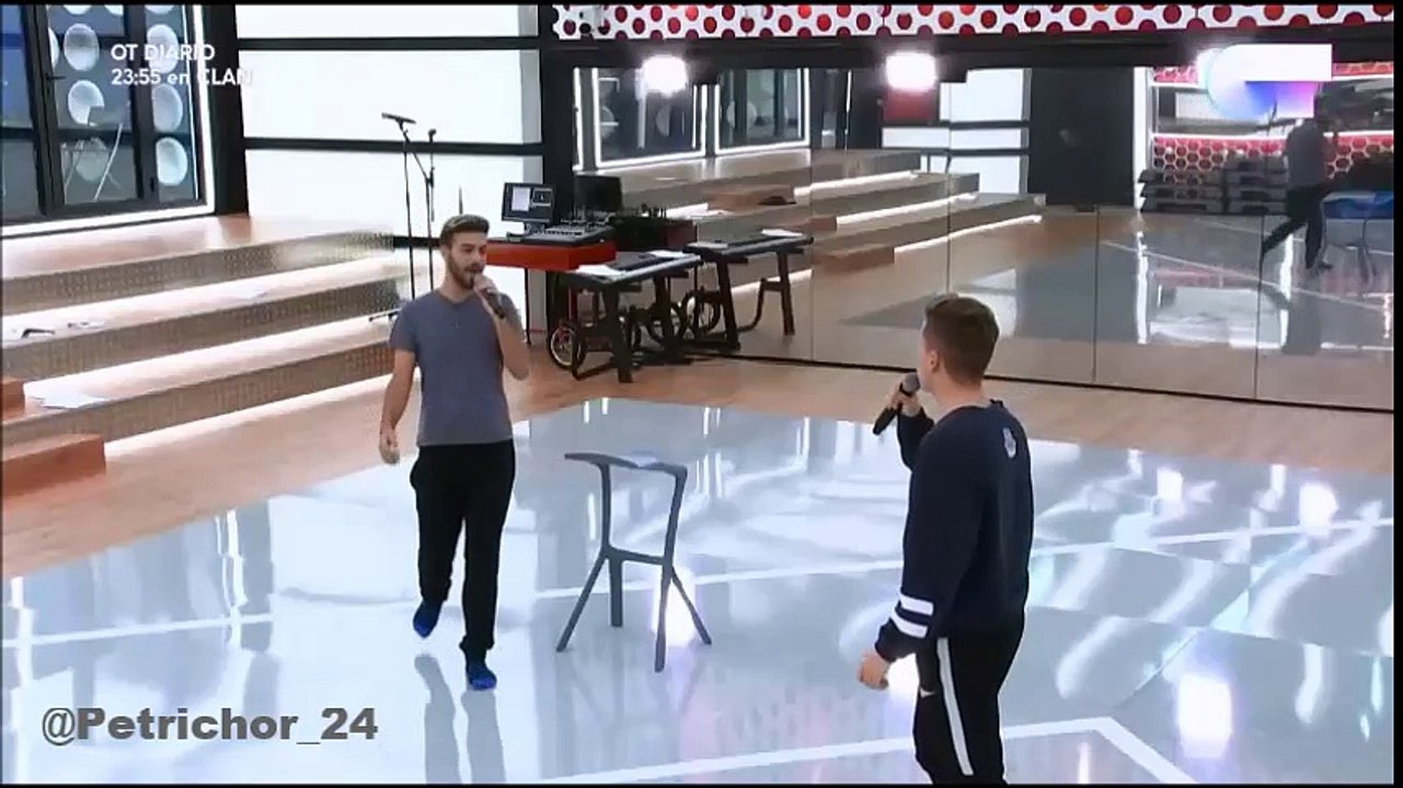 Ragoney ensayan el final de Manos Vacías (ufff madre mía) [08/12/2017]