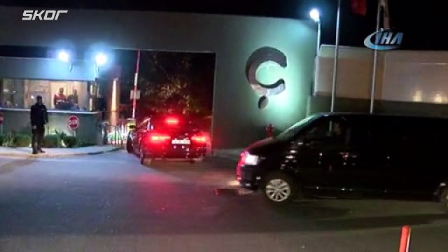 Milli futbolcu Arda Turan dünya evine girdi