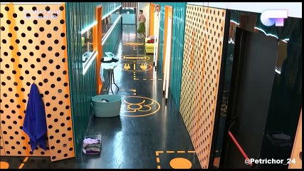 Momento ducha y baño antes de la Gala #Ragoney [11/12/2017]