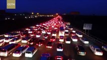 Massive traffic jam coming into Beijing after Qingming Festival break