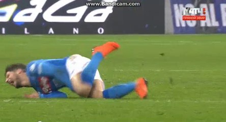 Gagliardini    CARD  YELLO   Horror Faul HD Inter 0 - 0	Napoli 11-03-2018