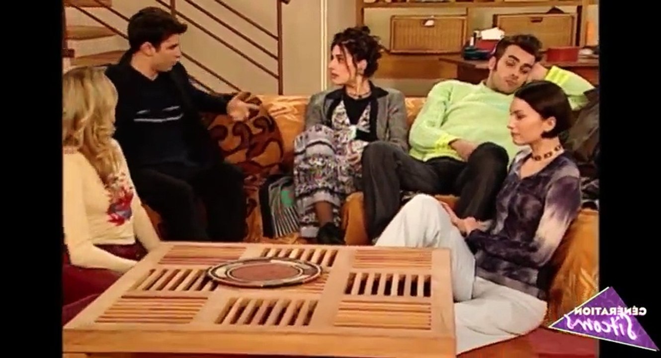 Les Années bleues S01E18   Une blonde explosive