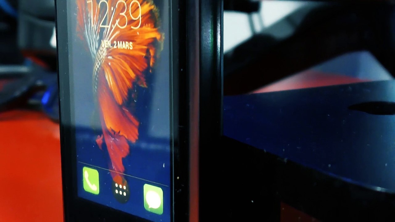 Un iPhone Pour Les Enfants ! Le Plus Petit iPhone Au Monde + Concours !