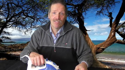 Bügeln am Meer mit Salz in der Luft