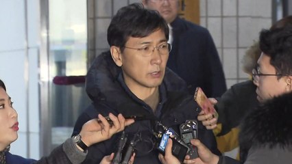 안희정, "성폭행 없었다"더니 조사 후엔 "미안하다" / YTN