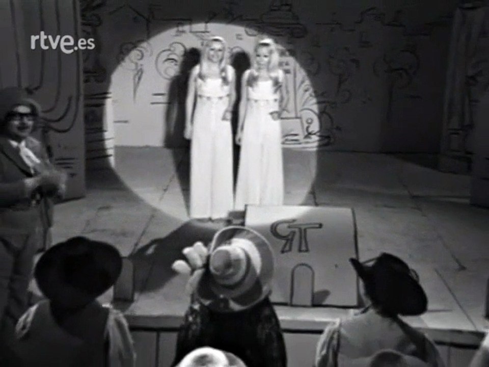 Finn Sisters - Always something there to remind me