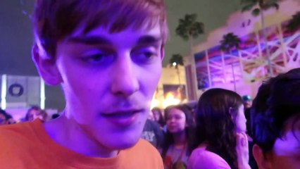 Jason Derulo Dances to "Tito Come Outside!"