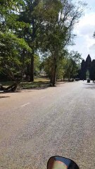 passage sous pont angkor