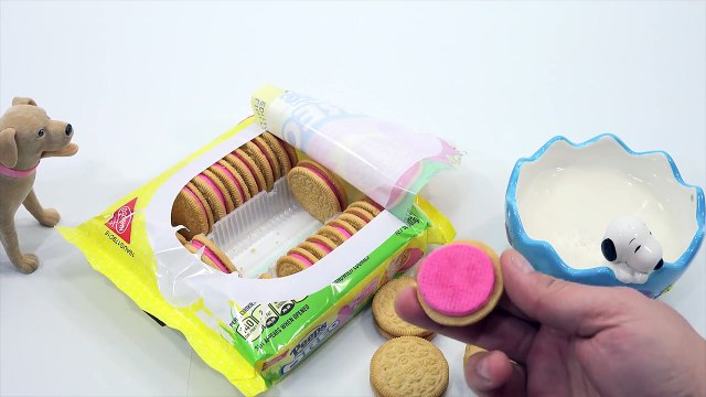 Oreo Peeps Cookie Review - Limited Edition Sandwich Cookies