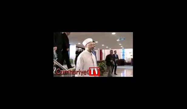 Ali Erbaş: Dini istismar eden yapılarla mücadelemiz devam ediyor