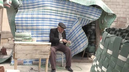 70 Yıldır Sepet Örerek Ekmeğini Kazanıyor