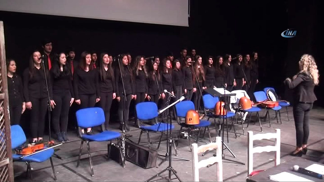 Diyarbakır’da, İstiklal Marşının kabulü ve Ersoy’u anma programı düzenlendi