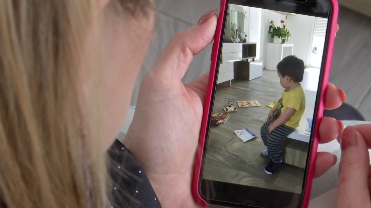 Exposer ses enfants aux écrans, attention danger