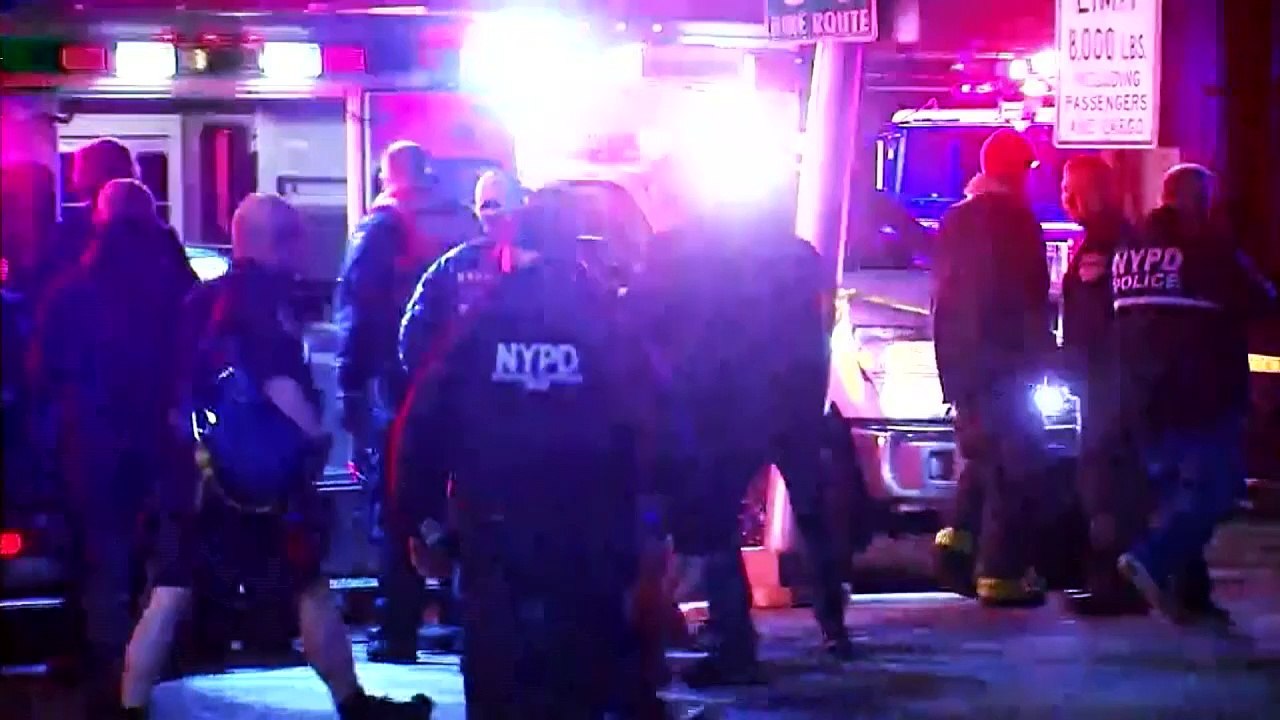 Helicóptero cai em NY