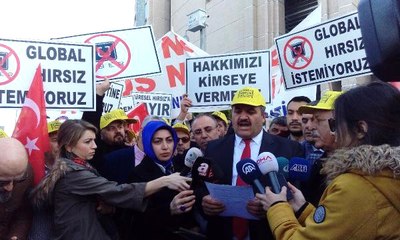 UBER Şoförlerine Saldıran Taksiciler Bu Kez de Medyayı Tehdit Etti: Gereğini Yaparız