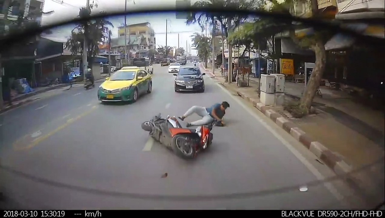 Don't use Cellphone while Driving