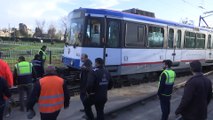 Teknik arıza nedeniyle tramvay seferleri durdu  - İSTANBUL