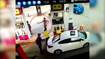 Chinese man escapes imminent death in 7 seconds