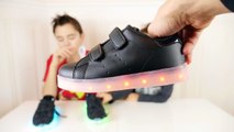 On teste les Chaussures LED Wegoboard ! - Unboxing Surprise Baskets Lumineuses