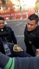 RETIENEN a ciudadano que GRABABA a elementos #SSP CDMX cerca de Garibaldi