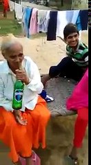 80 साल की बुढ़िया ने पी दारू। देखे फिर  क्या  हुआ..
