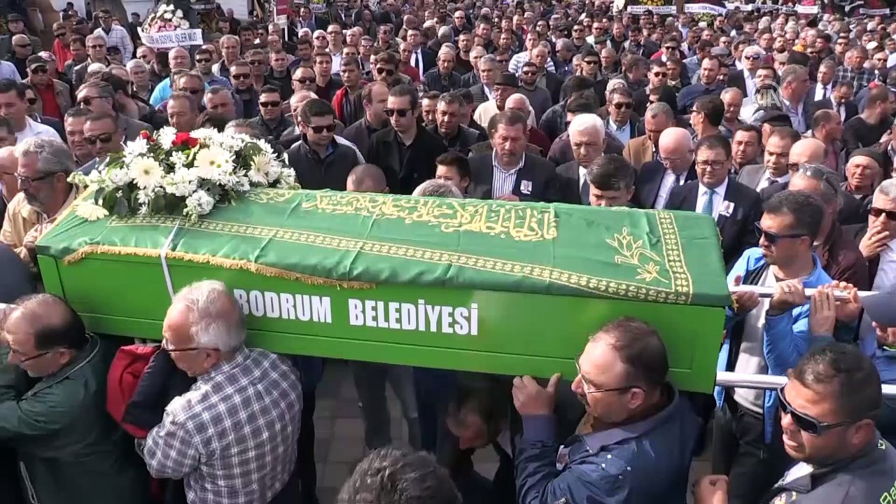 Otomobili denize devrilen Bodrum Belediye Başka...