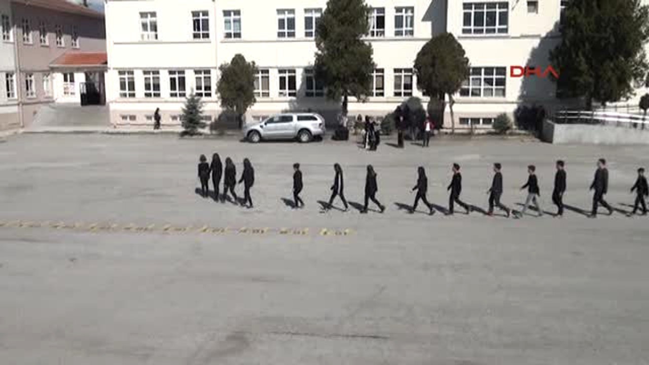 Çorum Ay Yıldız Temalı Koreografi İçin 1 Ay Çalıştılar