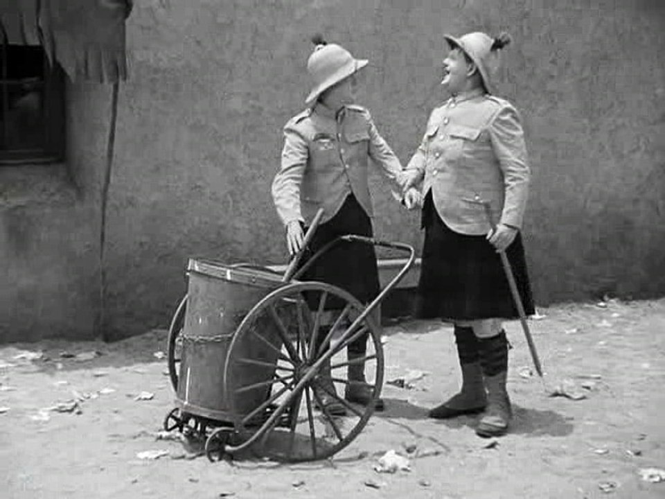 Die Meister des Slapstick gratulieren dir, liebe Laura, zum 24. Geburtstag!