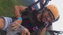 Brasil combate la deforestación desde parapentes turísticos