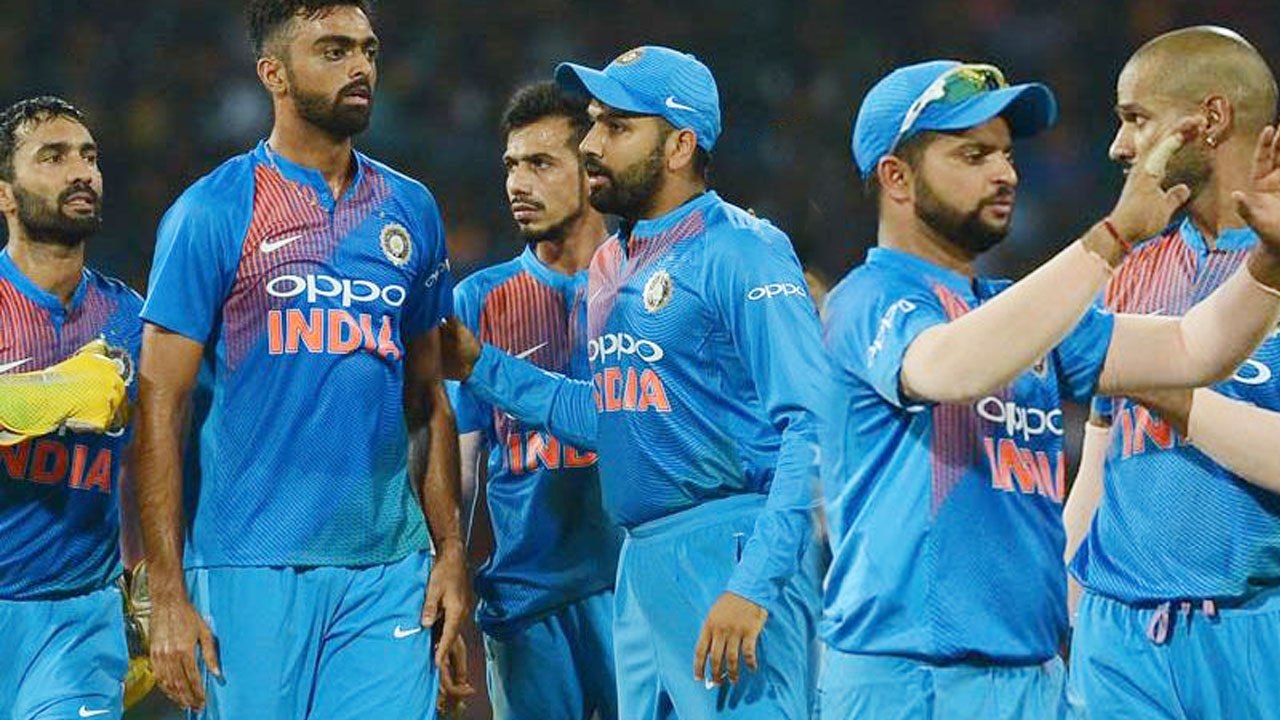 India vs Sri Lanka 3rd T20I 1st Inning: Sri Lanka 153/9, Kusal Perera hit 55 runs | Oneindia News