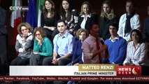 Italian PM Renzi holds rally ahead of key referendum
