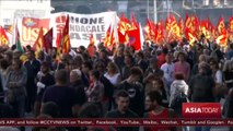 Italians protest against PM Renzi’s referendum on constitutional reforms