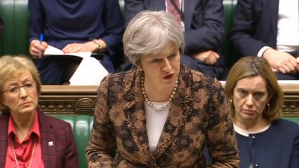 Ex-espion empoisonné: Theresa May réclame des explications à Moscou