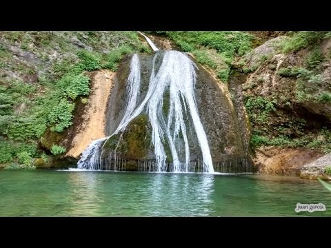sonidos de cascadas y arroyos - musica relajante -