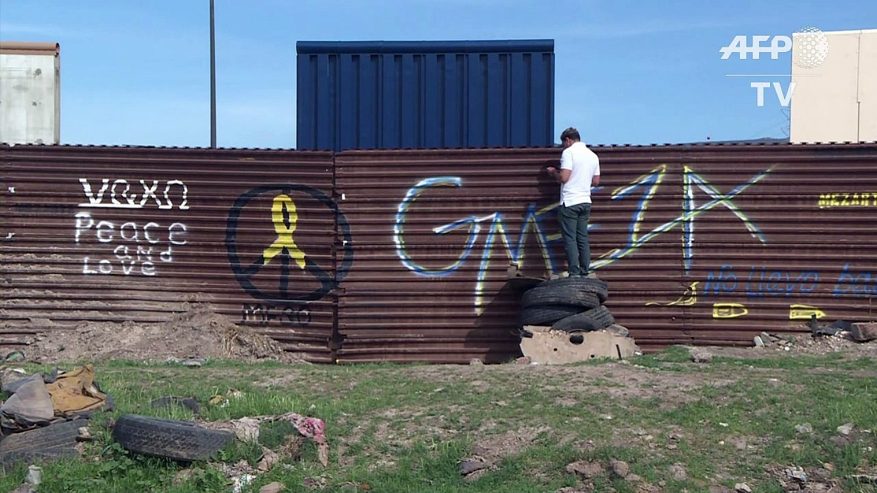 Trump to view prototypes of border wall