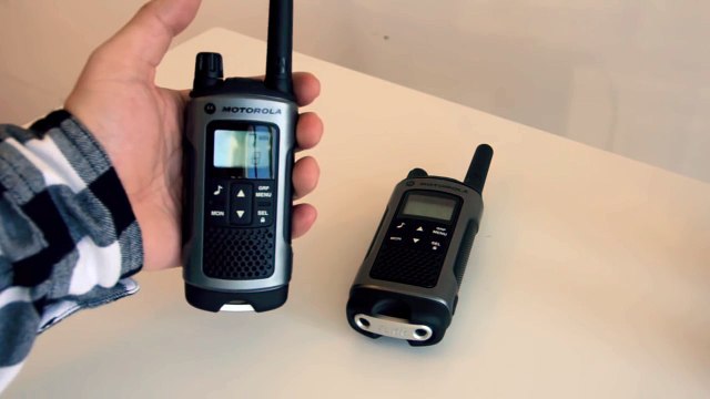 Motorola TLKR T80 Walkie Talkie Long Term Test PMR446 Radio Review - video  Dailymotion