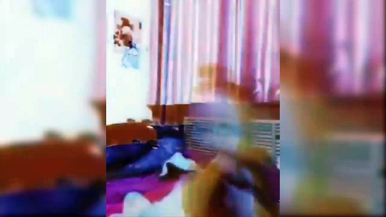 "Vỗ mặt hồi xuân" - trào lưu làm đẹp "hot" nhất mạng xã hội hiện nay