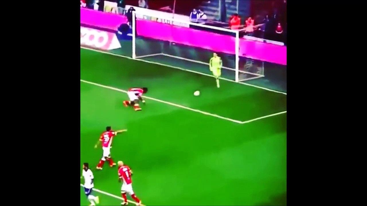 The Dumbest Football Soccer Players Ever Football Funny Moments And Fails