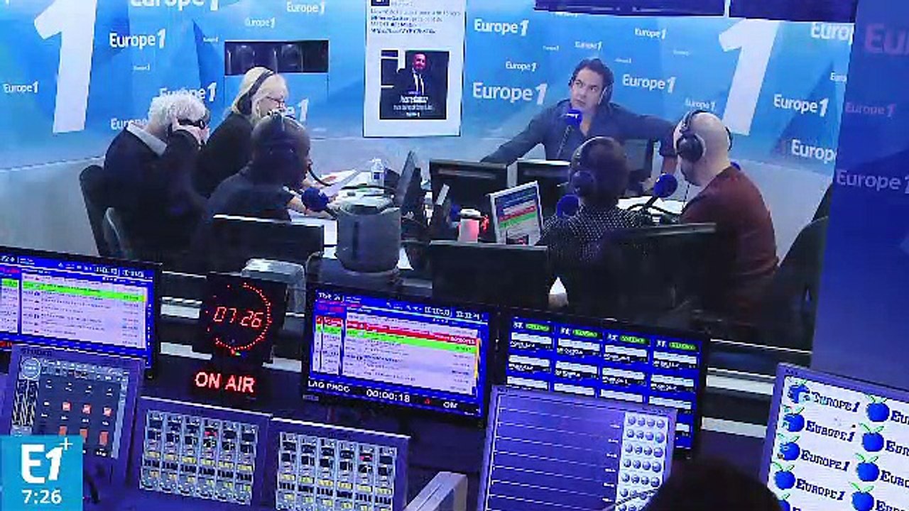 Gisèle, secrétaire de François Hollande : "François a donné une interview au Monde, il est épuisé ! On est parti à Quiberon pour lever le pied !"