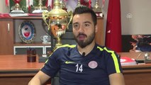 İbrahim Akdağ, Ümraniyespor'u Zirveye Taşıyor (1)