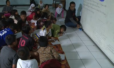 Di Bandung, Ada Sekolah Rakyat yang Ajarkan Ejaan Lama