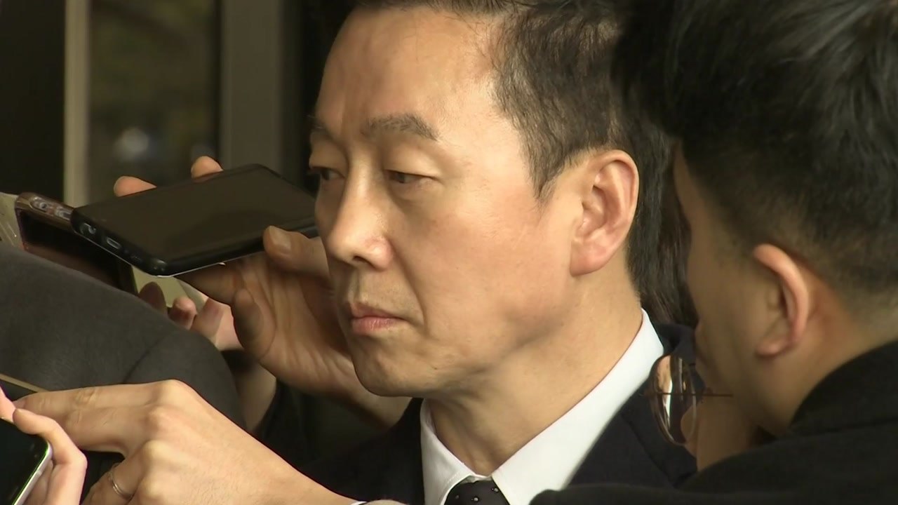 정봉주, 성추행 의혹 보도 기자 6명 고소..."전부 허위" / YTN