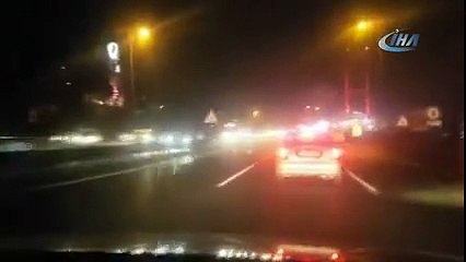 Cumhurbaşkanı'nın Konvoyunu Görünce Heyecandan Kaza Yaptı :)