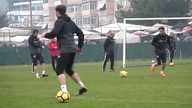 Kardemir Karabükspor Teknik Direktörü Açıkgöz: Sıra Artık Puan Almaya Geldi - Karabük